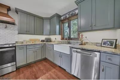 113 Carol Dr, Hackettstown, NJ 07840 - Photo 9