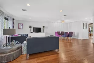 7 Christina Ct, Fairfield, NJ 07004 - Photo 5
