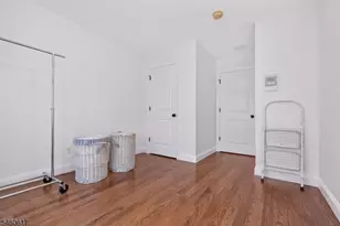 7 Christina Ct, Fairfield, NJ 07004 - Photo 15