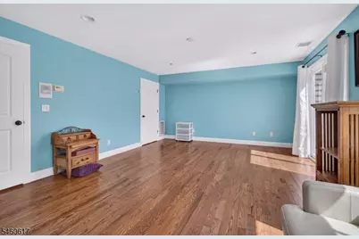 7 Christina Ct, Fairfield, NJ 07004 - Photo 29