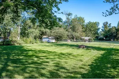 325 Triangle Rd, Hillsborough Township, NJ 08844 - Photo 33