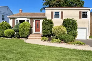 827 Savitt Pl, Union Township, NJ 07083 - Photo 1
