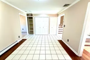 827 Savitt Pl, Union Township, NJ 07083 - Photo 13
