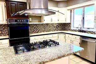 827 Savitt Pl, Union Township, NJ 07083 - Photo 5