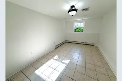 827 Savitt Pl, Union Township, NJ 07083 - Photo 25