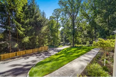 51 Dogwood Rd, Morris Plains, NJ 07950 - Photo 5