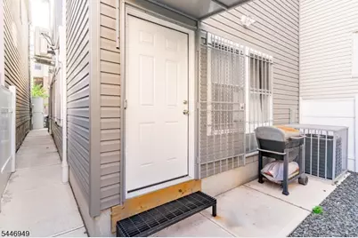 49 N 5th St, Newark, NJ 07107 - Photo 21