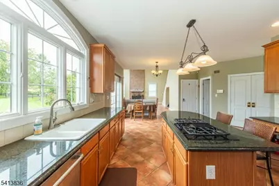 40 Vista Dr, Mount Olive, NJ 07836 - Photo 9