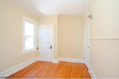 55 Thompson St, Raritan, NJ 08869 - Photo 21