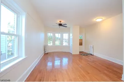 55 Thompson St, Raritan, NJ 08869 - Photo 15