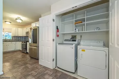 122 Woodmont Dr, Randolph Township, NJ 07869 - Photo 9