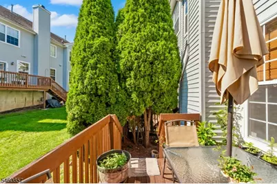 111 Cardigan Ct, Parsippany, NJ 07054 - Photo 25