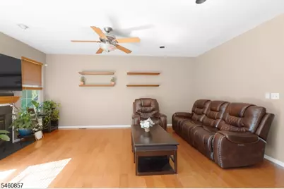 111 Cardigan Ct, Parsippany, NJ 07054 - Photo 7