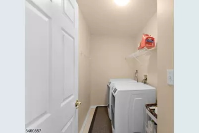 111 Cardigan Ct, Parsippany, NJ 07054 - Photo 19