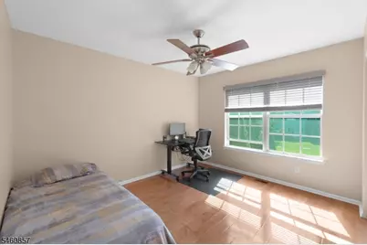 111 Cardigan Ct, Parsippany, NJ 07054 - Photo 15