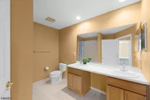 111 Cardigan Ct, Parsippany, NJ 07054 - Photo 15