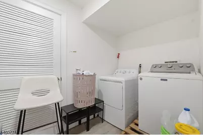 28 Hanford St, Newark, NJ 07114 - Photo 33
