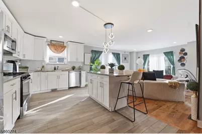 28 Hanford St, Newark, NJ 07114 - Photo 17