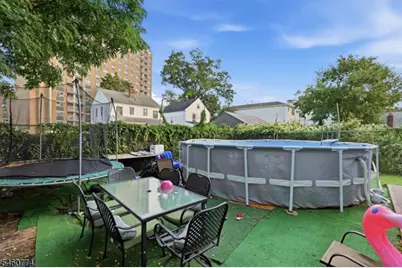 28 Hanford St, Newark, NJ 07114 - Photo 35