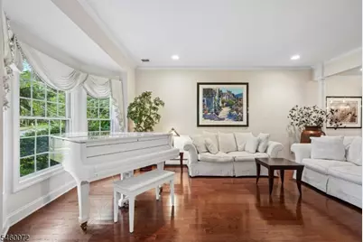16 Apple Ln, Wayne, NJ 07470 - Photo 7