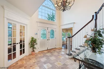 16 Apple Ln, Wayne, NJ 07470 - Photo 5