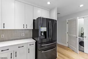 48 S Park St, Montclair, NJ 07042 - Photo 19