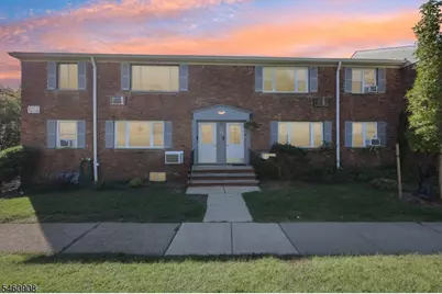 12 Wedgewood Dr #13, Verona, NJ 07044 - Photo 3