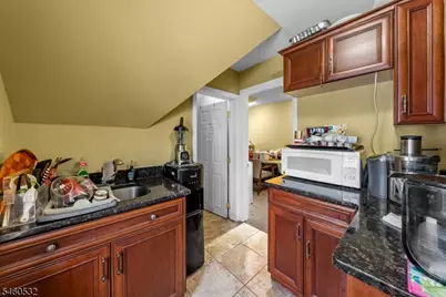 47 Park Ave, West Orange Township, NJ 07052 - Photo 35