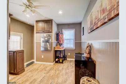 21 Columbia Ave, Kenilworth, NJ 07033 - Photo 7