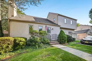 6 F Somerset Hills Ct, Bernardsville, NJ 07924 - Photo 1