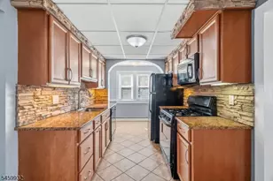 134 Minnehaha Blvd, Parsippany, NJ 07034 - Photo 7
