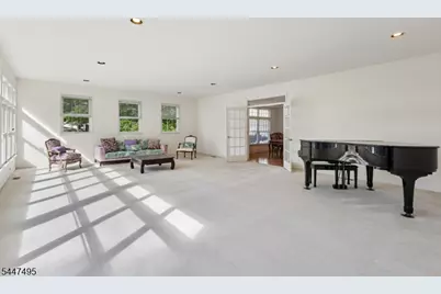 8 Pring Ct, West Orange Township, NJ 07052 - Photo 15