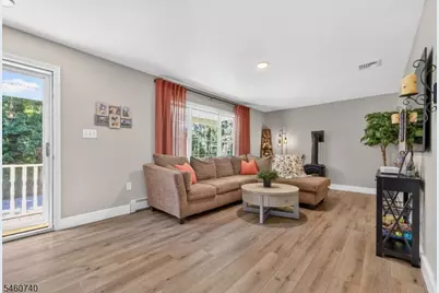 3 High View St, Lebanon Township, NJ 07830 - Photo 9