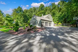 33 Radcliffe Dr, Sparta Township, NJ 07871 - Photo 35