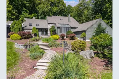 33 Radcliffe Dr, Sparta Township, NJ 07871 - Photo 1