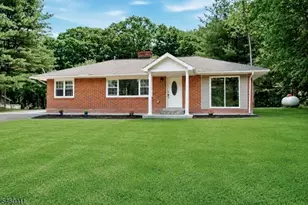 89 Armstrong Rd, Wantage, NJ 07461 - Photo 1