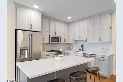 3316 John F Kennedy Blvd #404, Jersey City, NJ 07307 - Photo 9