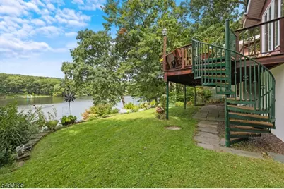 158 Kitchell Lake Dr, West Milford Twp., NJ 07480 - Photo 35