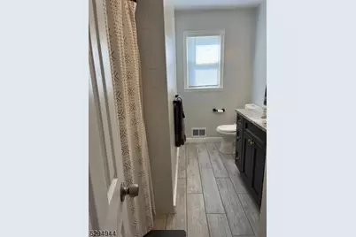 115 Burnside Ave #2, Cranford Township, NJ 07016 - Photo 9