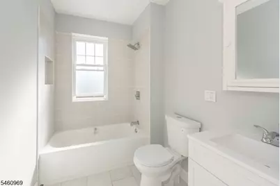 9 Vernon Ave #3, Newark, NJ 07108 - Photo 9