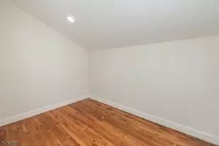 9 Vernon Ave, Newark, NJ 07108 - Photo 11
