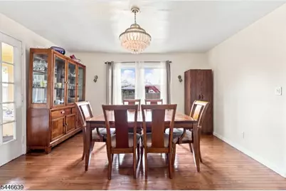 928 Beechwood Ct, Plainfield, NJ 07060 - Photo 5