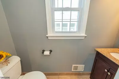 3 Woodlawn Ter, Cedar Grove, NJ 07009 - Photo 11