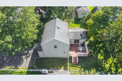 3 Woodlawn Ter, Cedar Grove, NJ 07009 - Photo 33