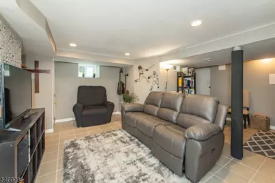 3 Woodlawn Ter, Cedar Grove, NJ 07009 - Photo 23