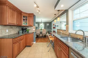 3 Woodlawn Terrace, Cedar Grove, NJ 07009 - Photo 9