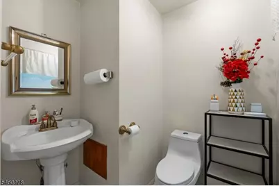 990 Croton Rd, Franklin Township, NJ 08867 - Photo 11