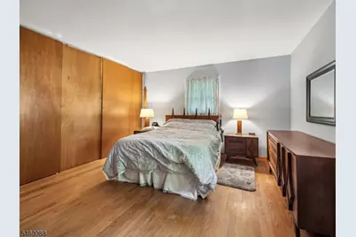 45 Sunset Rd, Bloomingdale, NJ 07403 - Photo 19