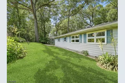 45 Sunset Rd, Bloomingdale, NJ 07403 - Photo 27