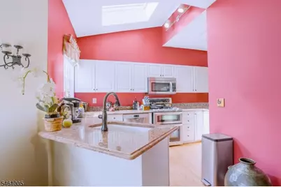 1308 Grandview Ct, Hanover Township, NJ 07981 - Photo 5